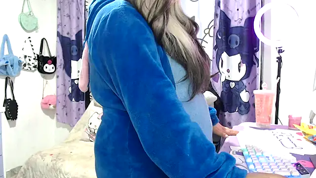 Snapshot of lussyevans24 chatting on November 2025 03:12:01 AM lussyevans24 online show from November 2025 03:12:01 AM