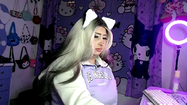 lussyevans24 online show from February 2026 06:18:02 AM