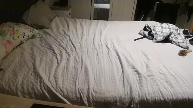 margotgra82 online show from December 2024 05:59:02 PM