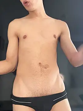 cybercosmiiic online show from December 2024 05:59:02 PM