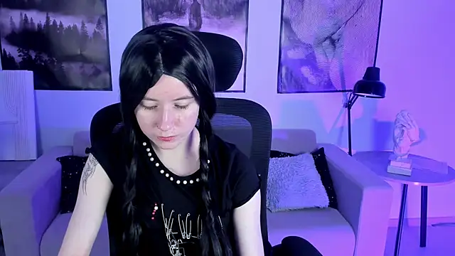 LexiWenford online show from December 2024 09:07:02 AM