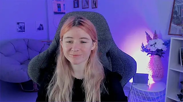 LexiWenford online show from December 2024 02:48:02 AM