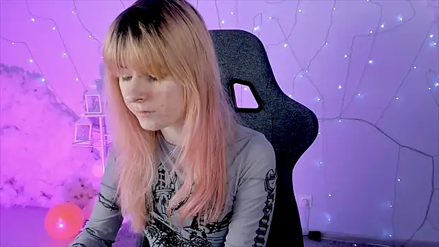 LexiWenford online show from February 2025 02:45:01 AM