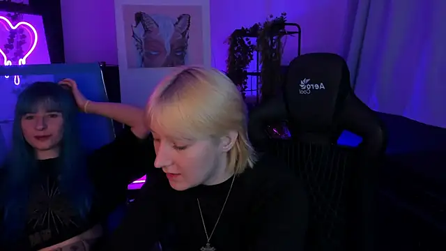 LexiWenford online show from September 2025 06:37:01 AM