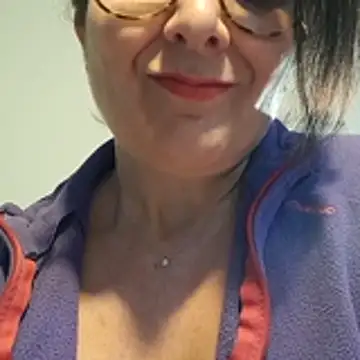 Viola8p online show from November 2025 02:51:01 PM