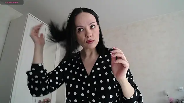 Devil Goddess online show from March 2026 12:43:02 PM