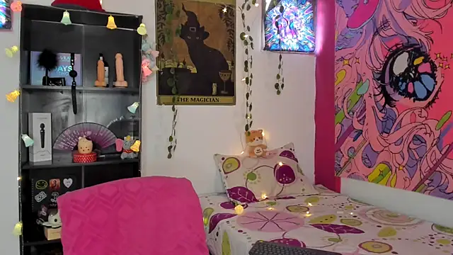 kittyzenn online show from March 2025 07:47:02 PM