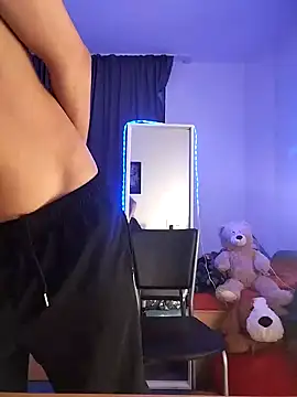 Dennis 2024 online show from January 2025 11:00:02 PM