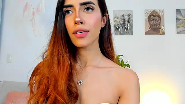 StormiRusso online show from January 2025 01:06:01 AM