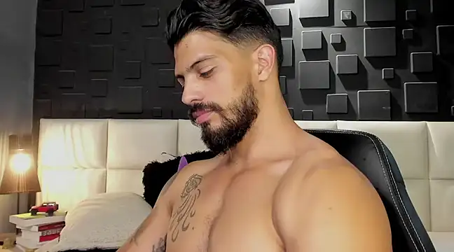 DannSaenz online show from February 2025 02:35:01 AM