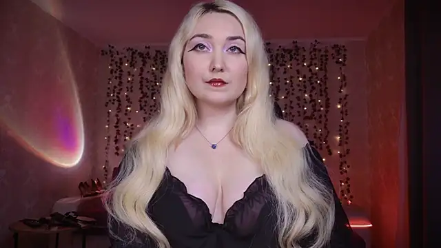 AllisonBlack  online show from October 2025 08:39:01 PM