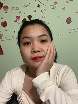 Maeve2k5 online show from December 2024 02:01:01 AM