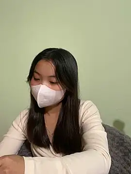 Maeve2k5 online show from December 2024 03:46:01 PM