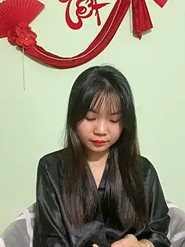 Maeve2k5 online show from March 2025 12:22:01 PM