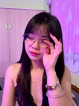 Maeve2k5 online show from October 2025 02:41:02 AM