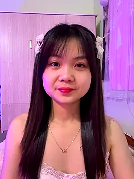 Maeve2k5 online show from October 2025 09:45:01 PM