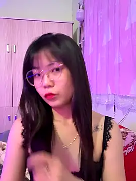 Maeve2k5 online show from October 2025 01:40:01 AM