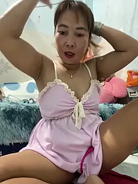 Linaannn online show from March 2025 11:37:02 PM