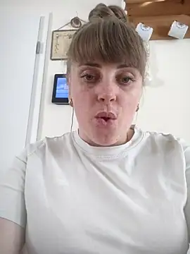 CoddessCrystal online show from March 2026 09:10:01 AM