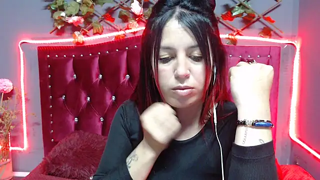 Melani cute02 online show from February 2025 06:11:02 AM