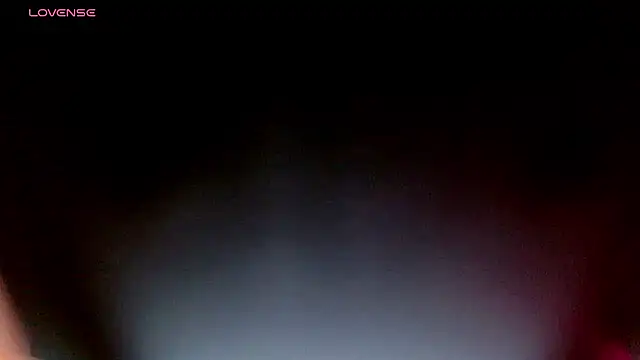 Snapshot of zoe_naughty01 chatting on January 2025 01:20:01 PM zoe naughty01 online show from January 2025 01:20:01 PM