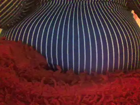 Snapshot of RoxiRedXXX chatting on January 2025 06:31:01 PM RoxiRedXXX online show from January 2025 06:31:01 PM