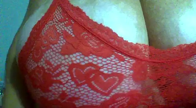 Snapshot of RoxiRedXXX chatting on September 2025 08:56:02 PM RoxiRedXXX online show from September 2025 08:56:02 PM