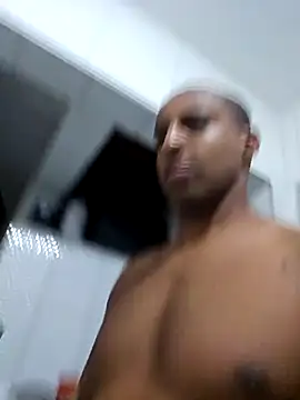 Snapshot of Binhosex2024 chatting on October 2025 07:29:01 AM Binhosex2024 online show from October 2025 07:29:01 AM