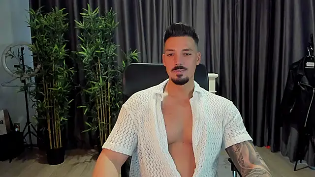 HaydenSpearss online show from February 2025 01:01:01 PM