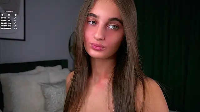 PiquingOgalala online show from October 2025 01:07:02 AM