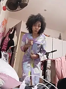 Laanegraofficial  online show from February 2025 11:36:02 PM