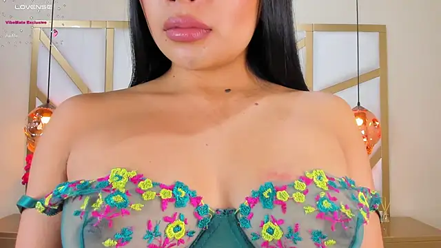 CarolineMaldonado online show from February 2025 06:37:01 PM