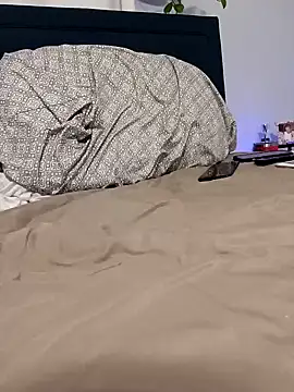 Localboi3 online show from December 2024 01:04:02 AM