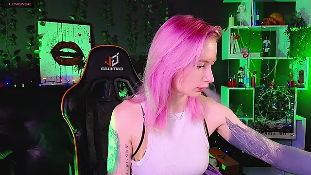  HelenCarter online show from March 2025 08:44:02 PM