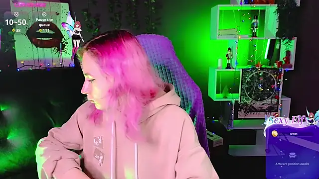  HelenCarter online show from March 2025 08:32:02 PM