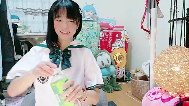 renapiyon8182 online show from February 2025 07:30:01 PM