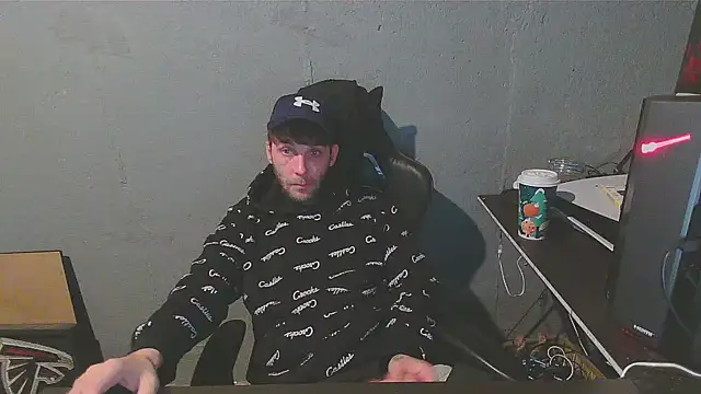 Superoz77 online show from December 2024 08:28:02 PM