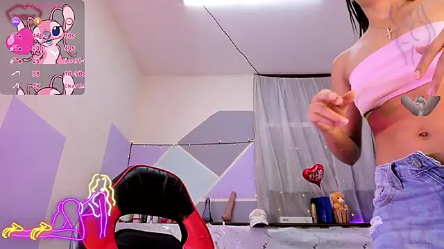 Lina10 online show from November 2025 10:41:02 PM