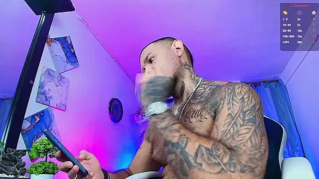 Adil aminn online show from January 2026 10:04:01 PM