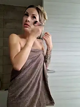 EileX official online show from January 2025 09:13:01 AM