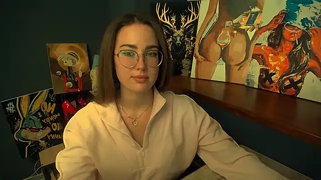 luxie milady online show from March 2026 01:17:02 PM