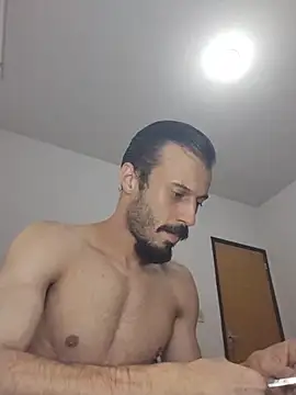 LopeseLua online show from November 2025 07:47:02 PM