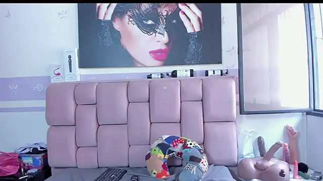 RoxetteMature online show from March 2025 06:00:01 PM