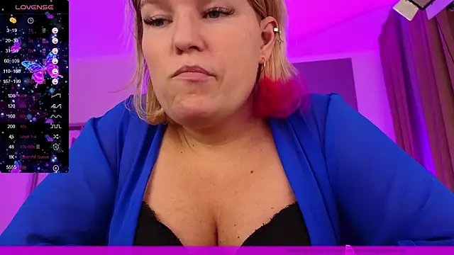 EVAshinyGIRL online show from January 2025 02:17:02 PM