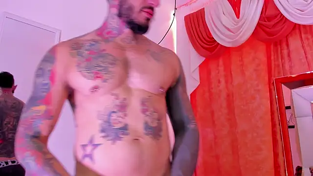 dilan scootk  online show from April 2026 07:36:01 PM