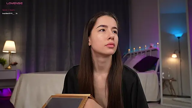 Amely Young online show from November 2025 01:26:02 AM