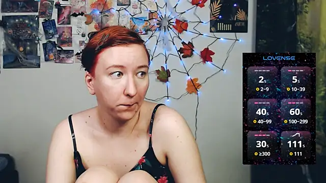 Snapshot of licentia__poetica chatting on November 2025 06:08:01 PM licentia poetica online show from November 2025 06:08:01 PM