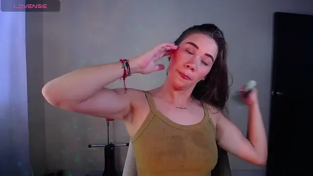 Snapshot of sashaHarding11 chatting on September 2025 08:53:02 PM sashaHarding11 online show from September 2025 08:53:02 PM