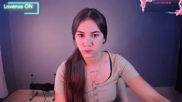 Snapshot of sashaHarding11 chatting on February 2026 08:14:02 PM sashaHarding11 online show from February 2026 08:14:02 PM