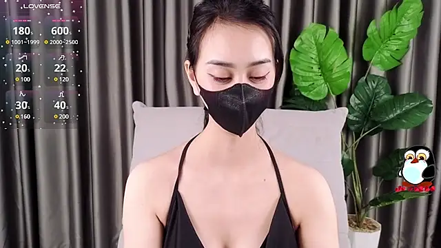 -----Sue----- online show from February 2025 04:05:02 AM